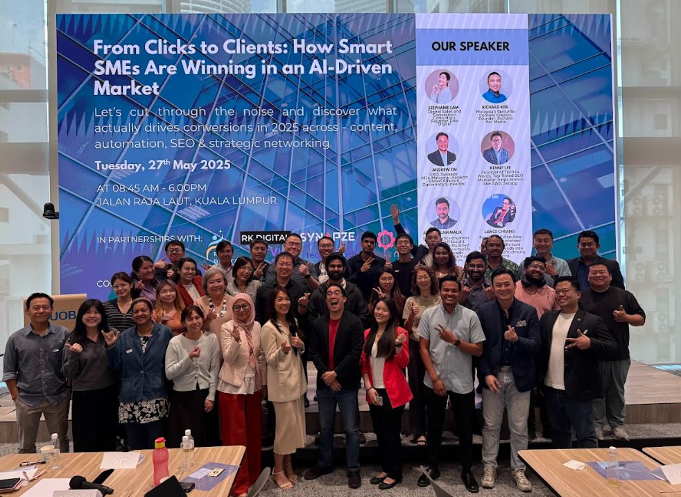 Stephanie Lam with a full cohort of Malaysian marketers at the From Clicks to Clients training session