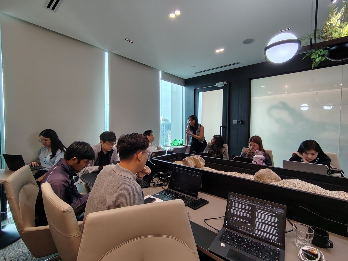 Rise Digital AEO training for Internet Alliance, with marketers and leaders from 16 Malaysian tech and IT companies